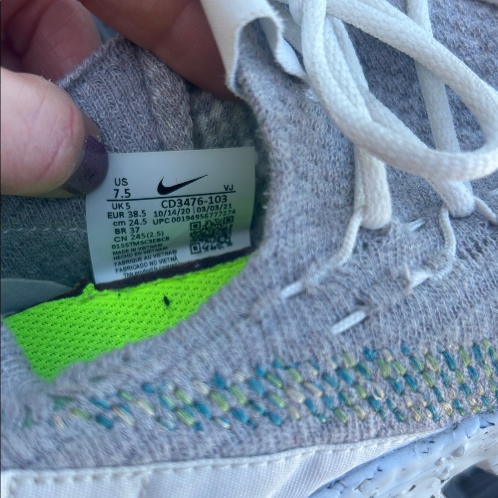 Women’s Nike Space Hippie 04 Shoes 7.5 - Picture 2 of 9